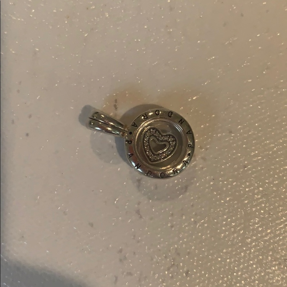Pandora pendant